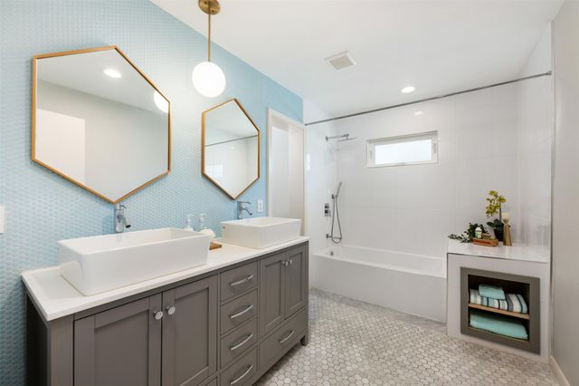 11503 Hunters LN, Austin, TX 78753