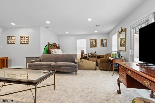 130 Flocktown Rd, Washington Twp., NJ 07853