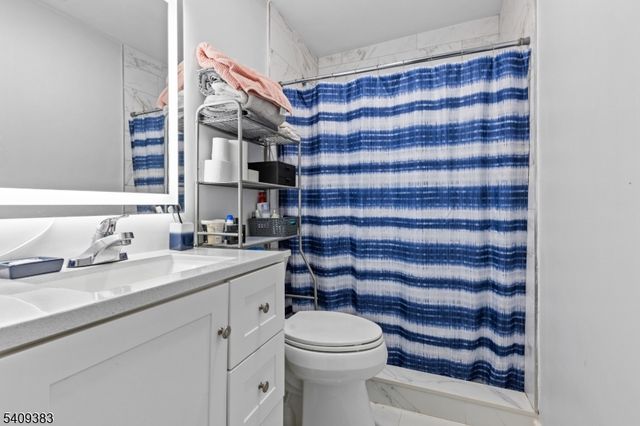 130 Flocktown Rd, Washington Twp., NJ 07853