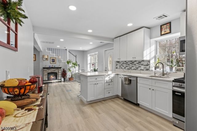 130 Flocktown Rd, Washington Twp., NJ 07853