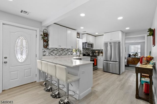 130 Flocktown Rd, Washington Twp., NJ 07853