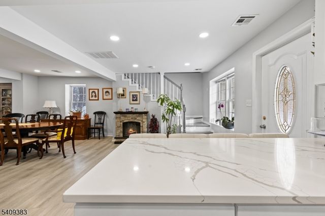 130 Flocktown Rd, Washington Twp., NJ 07853