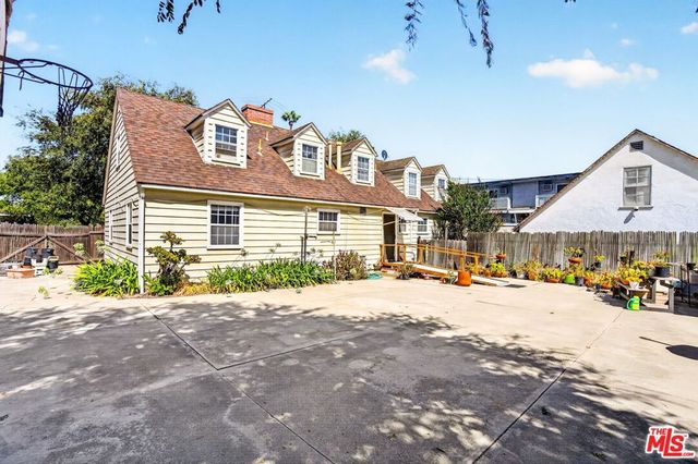 3701 Inglewood Boulevard, Los Angeles, CA 90066