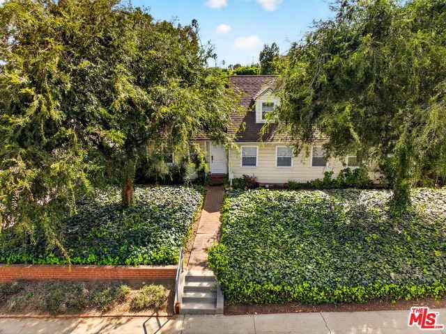3701 Inglewood Boulevard, Los Angeles, CA 90066