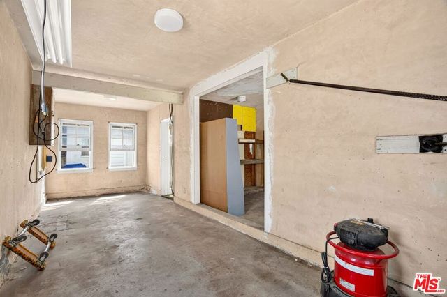 3701 Inglewood Boulevard, Los Angeles, CA 90066