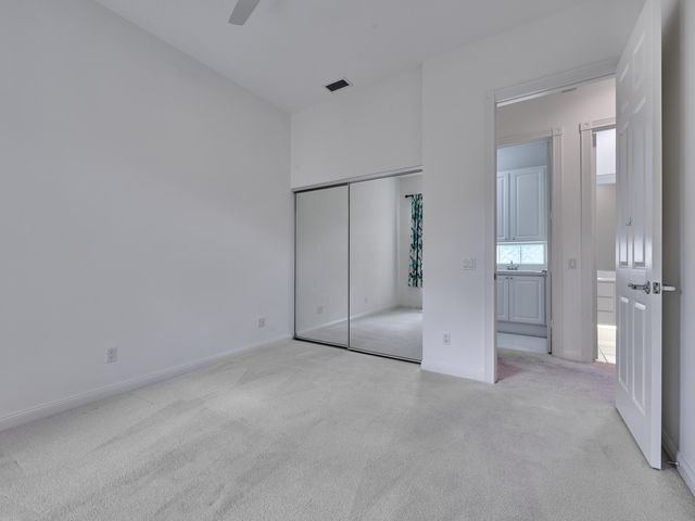 8701 Oldham Way, West Palm Beach, FL 33412