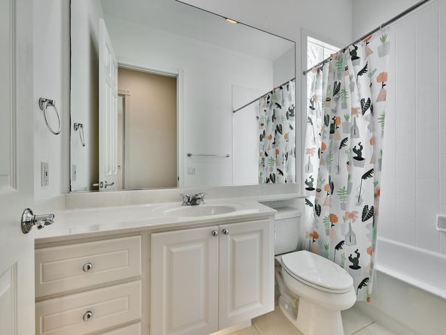 8701 Oldham Way, West Palm Beach, FL 33412