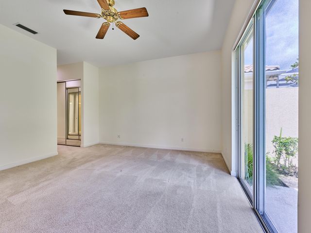 8701 Oldham Way, West Palm Beach, FL 33412