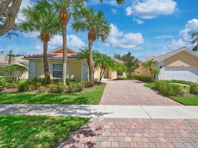 8701 Oldham Way, West Palm Beach, FL 33412