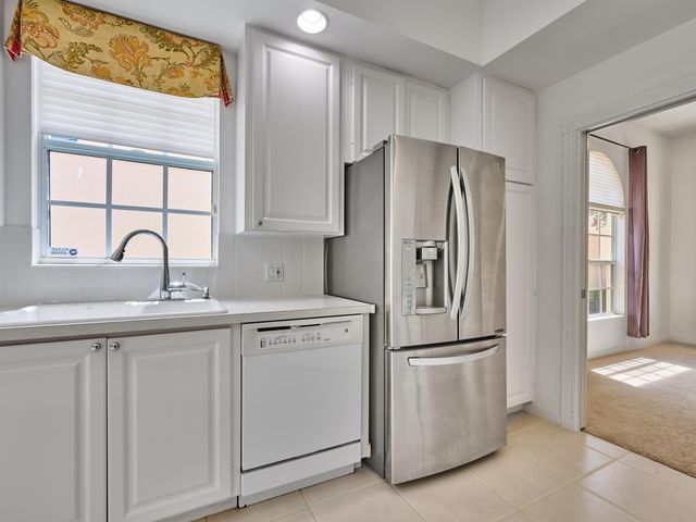 8701 Oldham Way, West Palm Beach, FL 33412