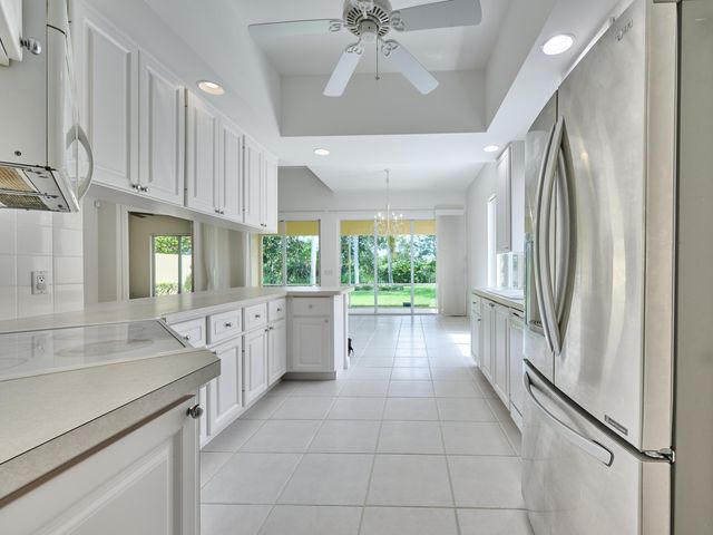 8701 Oldham Way, West Palm Beach, FL 33412