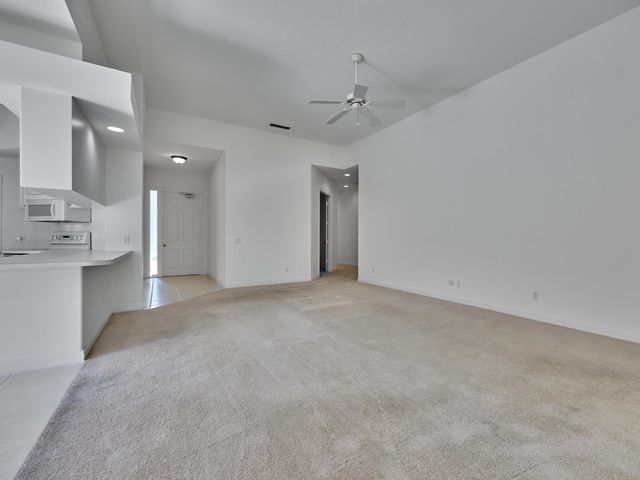 8701 Oldham Way, West Palm Beach, FL 33412