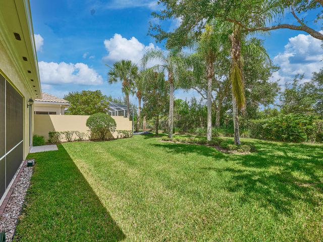 8701 Oldham Way, West Palm Beach, FL 33412