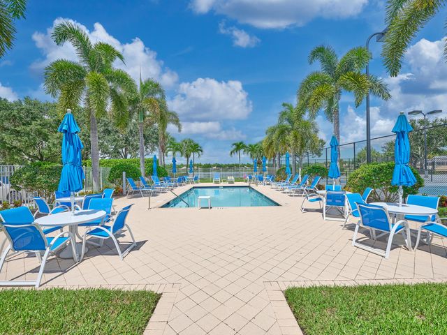 8701 Oldham Way, West Palm Beach, FL 33412