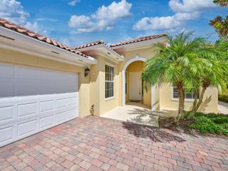 8701 Oldham Way, West Palm Beach, FL 33412