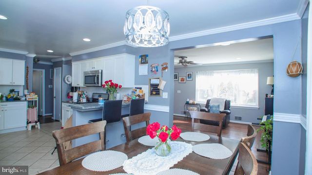 5804 RUNFORD DR, Hyattsville, MD 20784