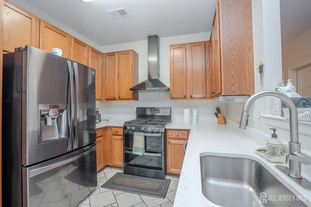 1101 Cottonwood Court, North Brunswick, NJ 08902