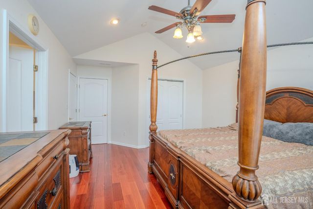 1101 Cottonwood Court, North Brunswick, NJ 08902
