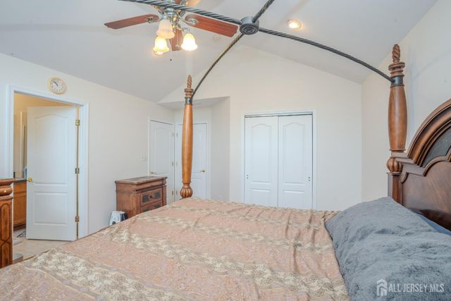 1101 Cottonwood Court, North Brunswick, NJ 08902