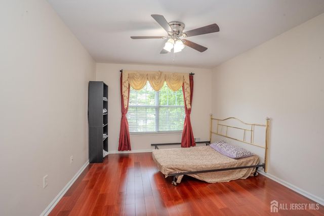 1101 Cottonwood Court, North Brunswick, NJ 08902