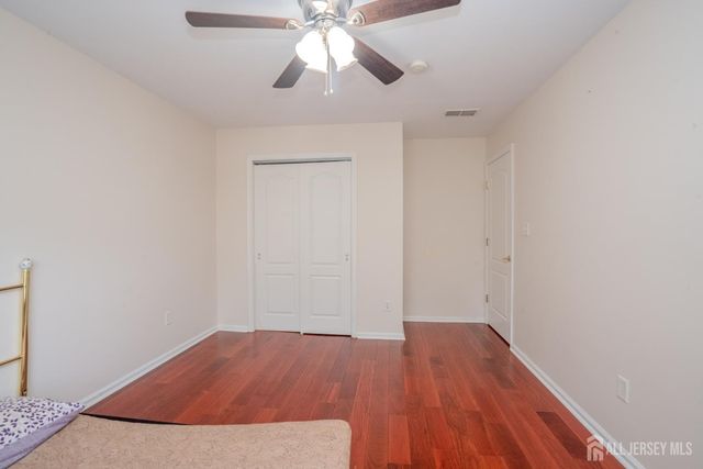1101 Cottonwood Court, North Brunswick, NJ 08902