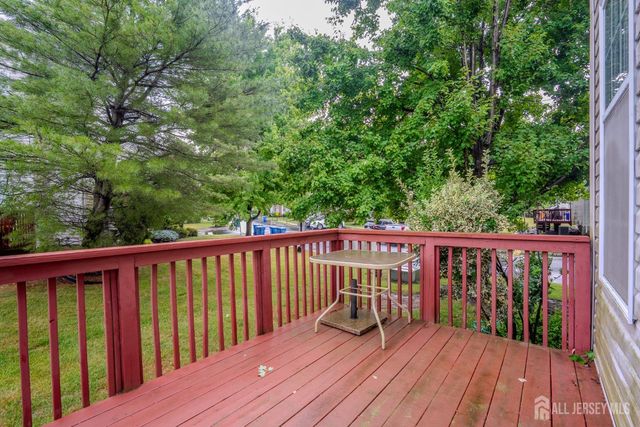 1101 Cottonwood Court, North Brunswick, NJ 08902
