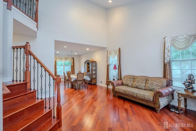 1101 Cottonwood Court, North Brunswick, NJ 08902
