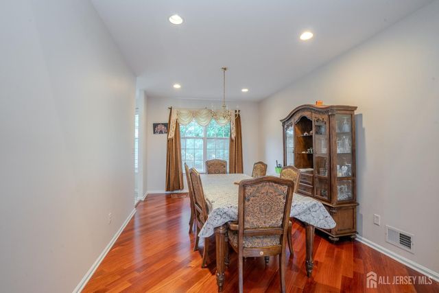1101 Cottonwood Court, North Brunswick, NJ 08902