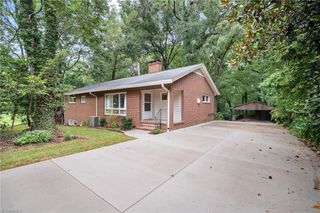 220 Pine Ridge Drive, High Point, NC 27262