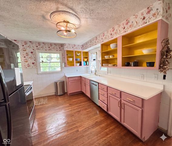 9994 E Taylor Avenue, Zionsville, IN 46077