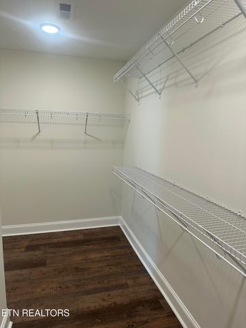 540 Henderson Rd 137, Pigeon Forge, TN 37863