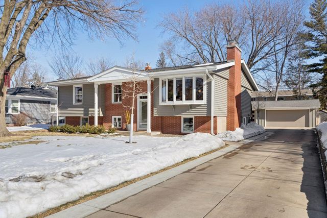 1790 Lake Street, Lauderdale, MN 55113