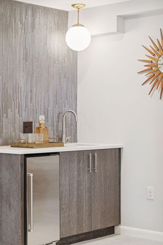 1790 Lake Street, Lauderdale, MN 55113