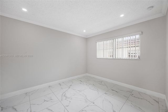 5450 Hollywood Blvd 203, Hollywood, FL 33021