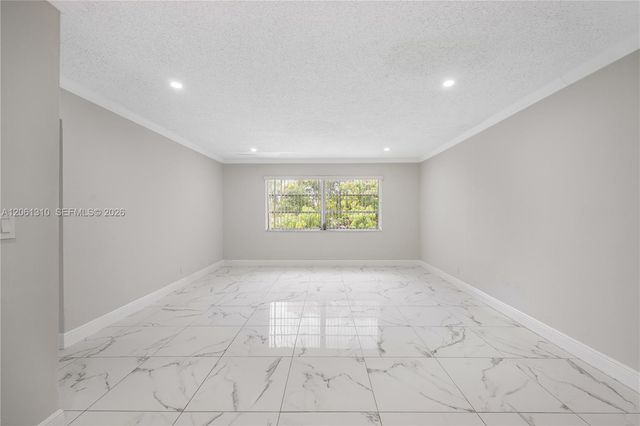 5450 Hollywood Blvd 203, Hollywood, FL 33021
