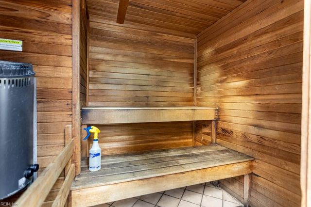 7501 River Rd Apt 2A, Newport News, VA 23607