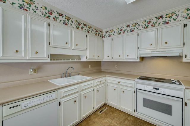 81 Woodlawn Lane, North Augusta, SC 29841