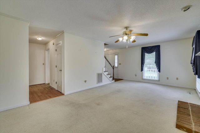 81 Woodlawn Lane, North Augusta, SC 29841