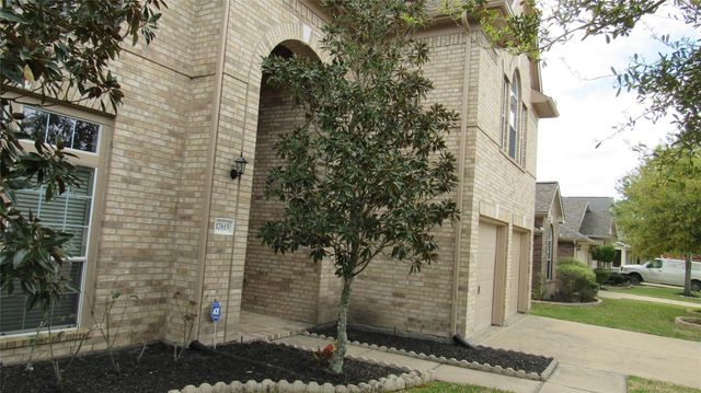 17615 Belwood Park Lane, Cypress, TX 77433
