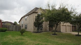 17615 Belwood Park Lane, Cypress, TX 77433