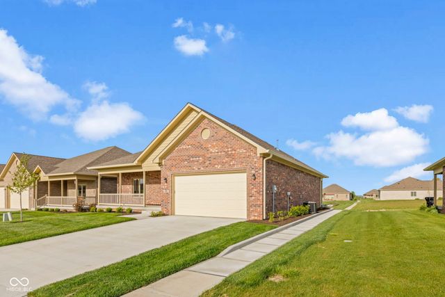 12756 N Commons East Drive, Mooresville, IN 46158