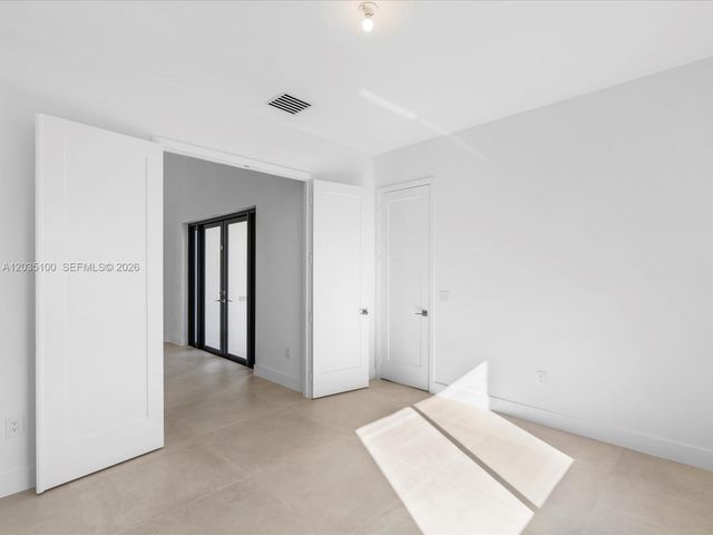 19701 NE 16th Place, Miami, FL 33179