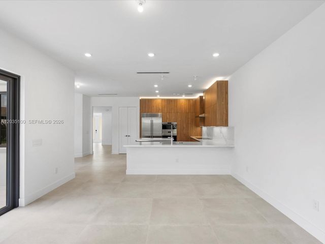 19701 NE 16th Place, Miami, FL 33179