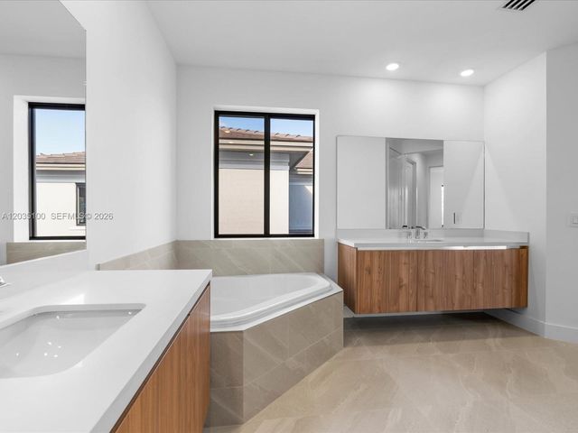 19701 NE 16th Place, Miami, FL 33179