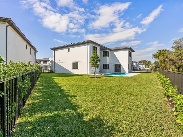 19701 NE 16th Place, Miami, FL 33179