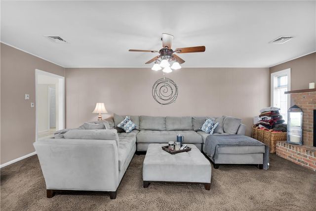 444 Georgetown Road, Lower Nazareth Twp, PA 18064