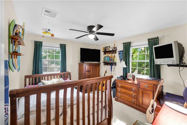 444 Georgetown Road, Lower Nazareth Twp, PA 18064