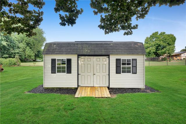 444 Georgetown Road, Lower Nazareth Twp, PA 18064