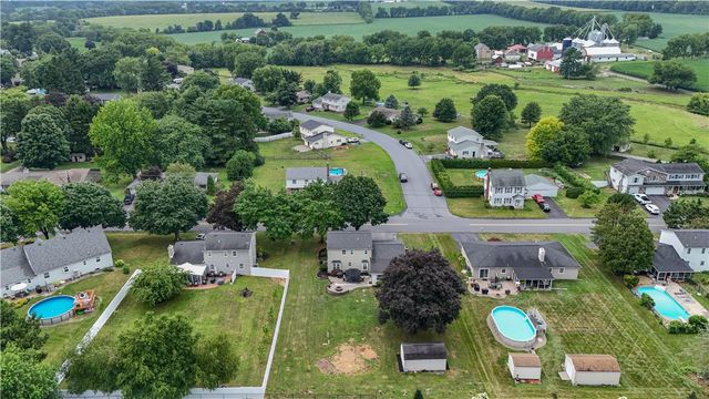 444 Georgetown Road, Lower Nazareth Twp, PA 18064
