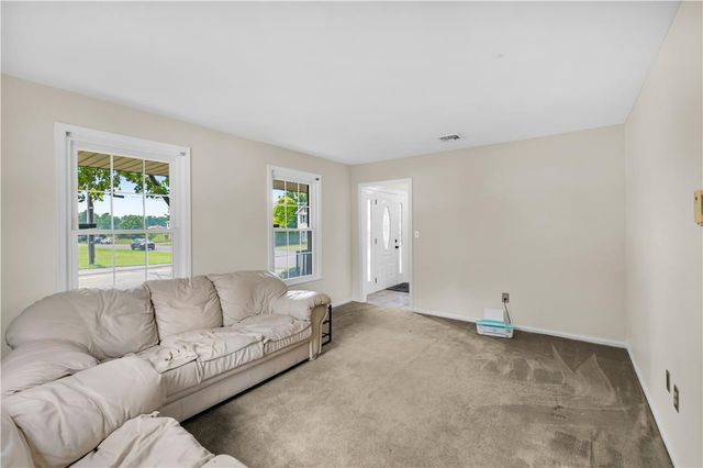 444 Georgetown Road, Lower Nazareth Twp, PA 18064